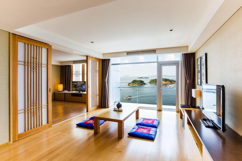 Hidden Bay Hotel ヨス市 エクステリア 写真