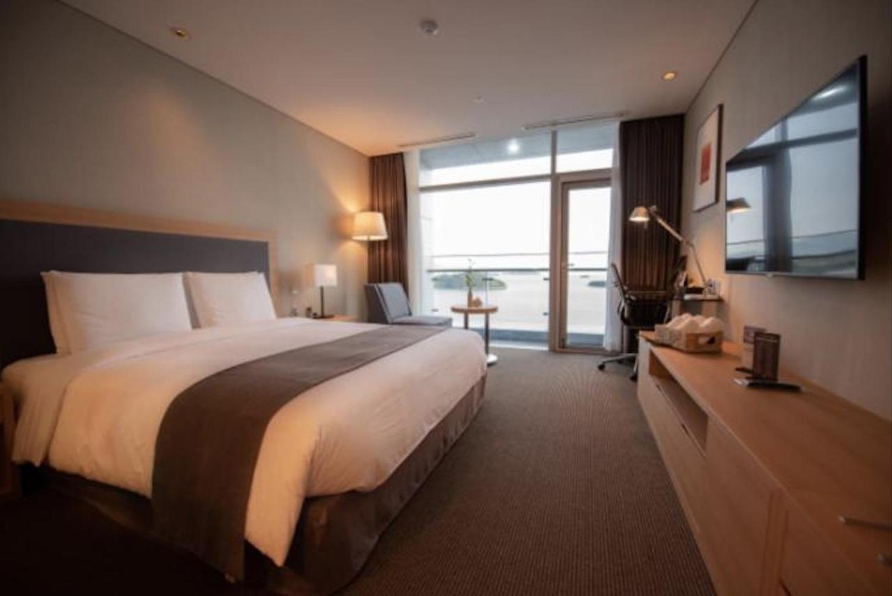 Hidden Bay Hotel ヨス市 エクステリア 写真