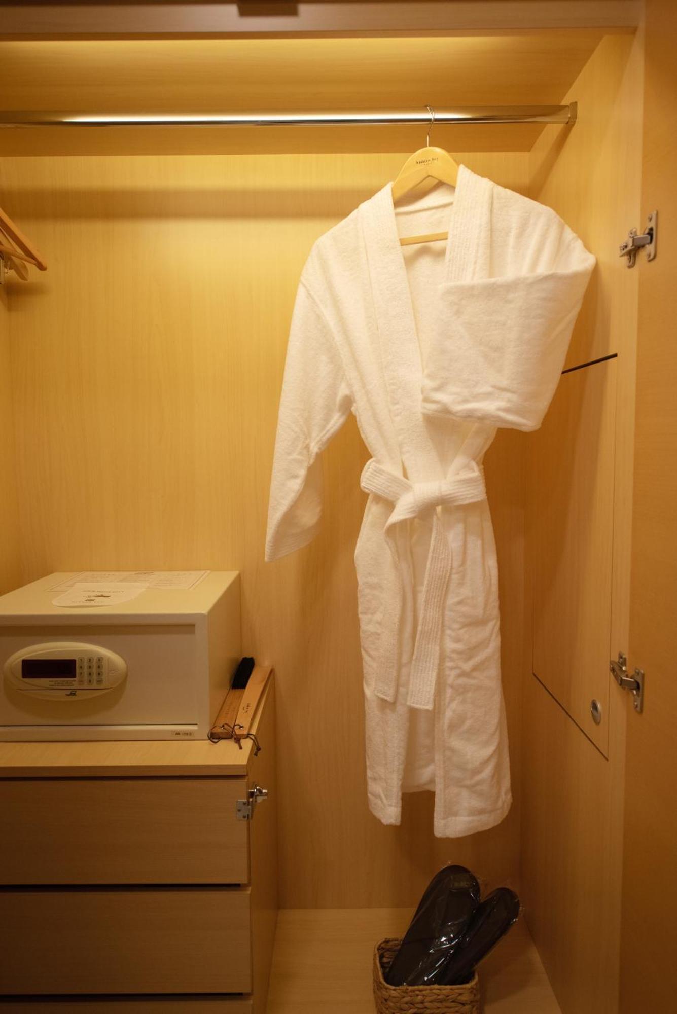 Hidden Bay Hotel ヨス市 エクステリア 写真