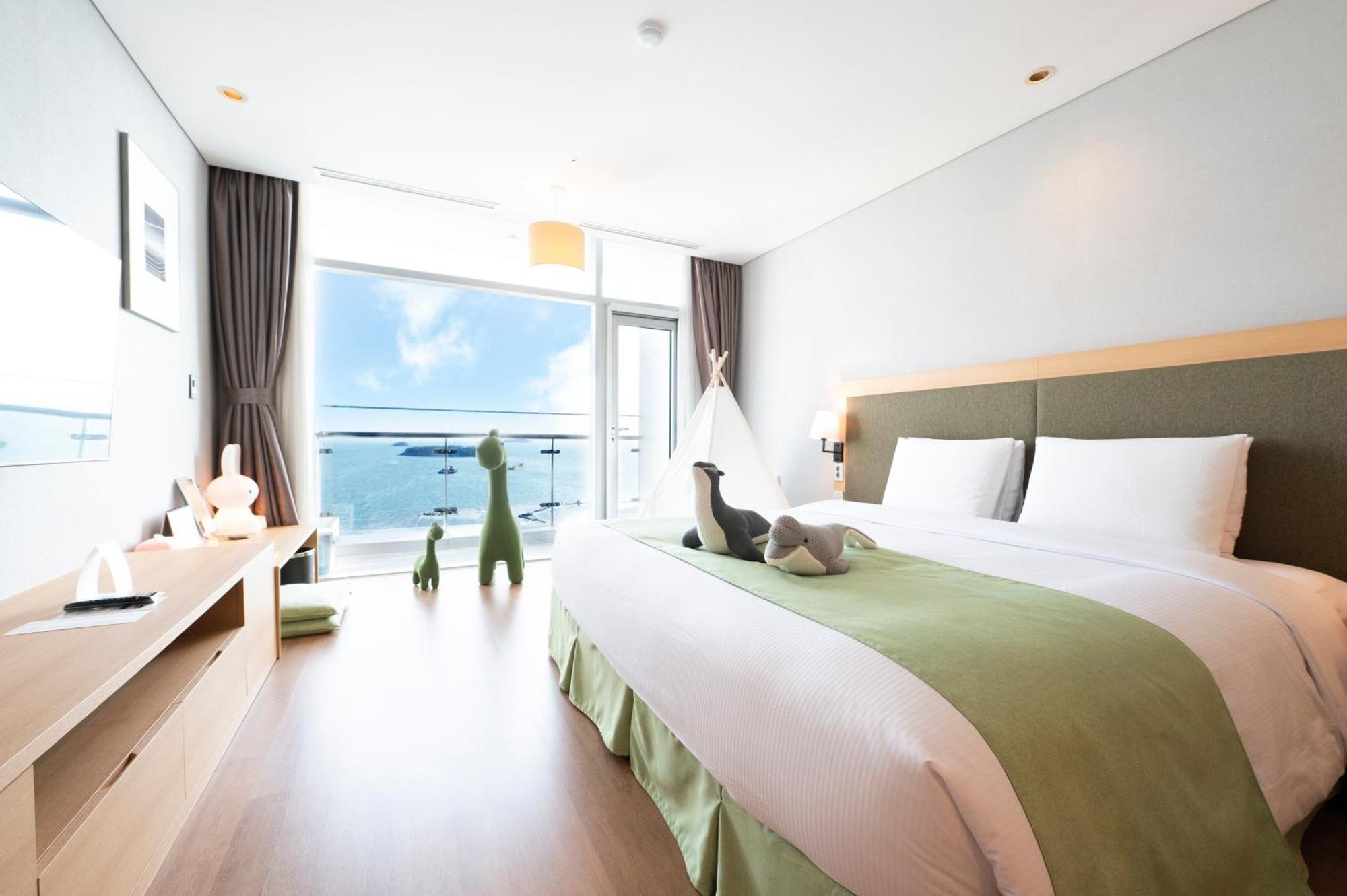 Hidden Bay Hotel ヨス市 エクステリア 写真