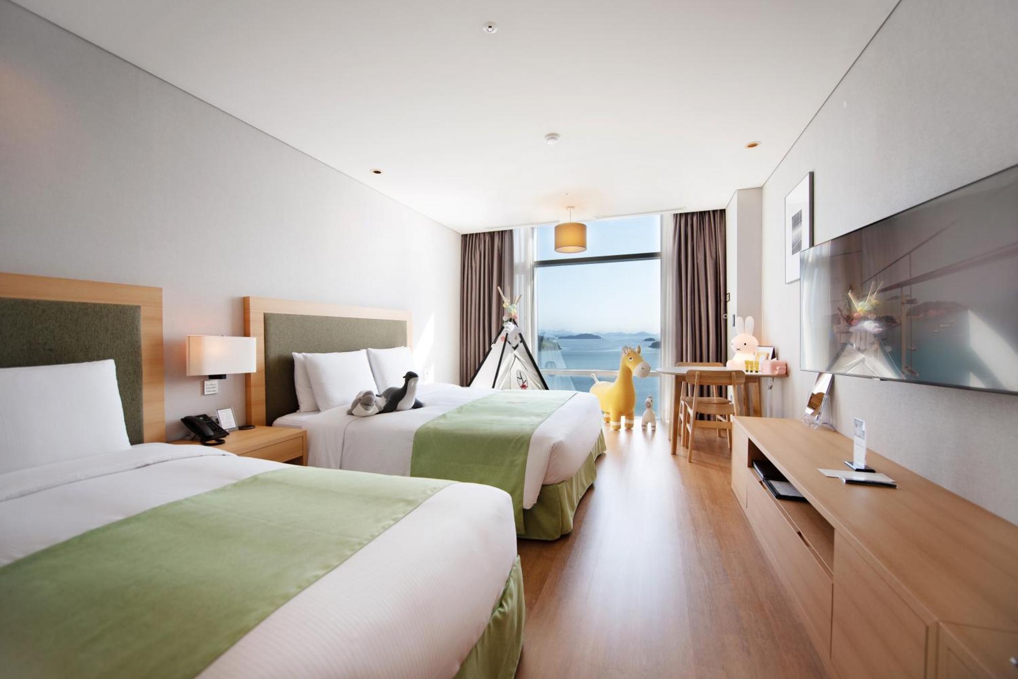Hidden Bay Hotel ヨス市 エクステリア 写真