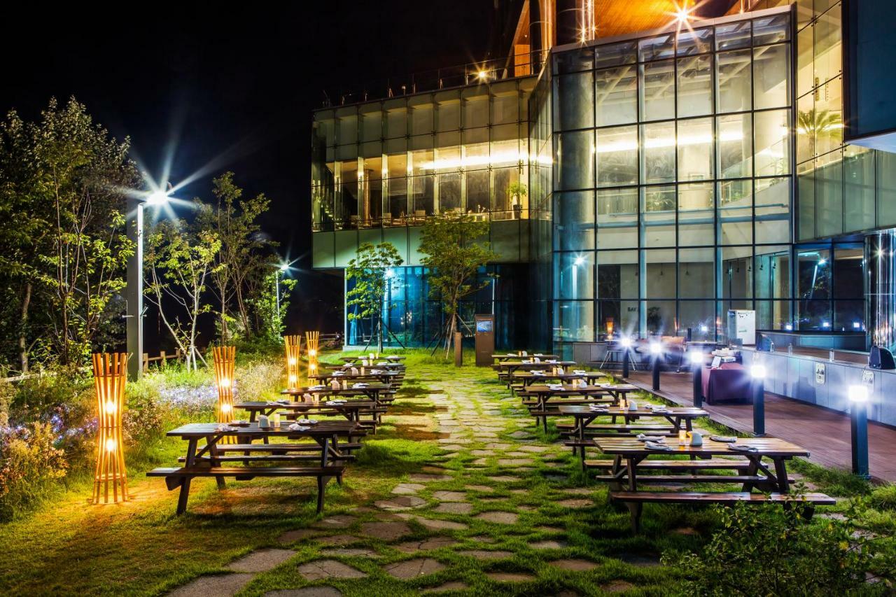 Hidden Bay Hotel ヨス市 エクステリア 写真